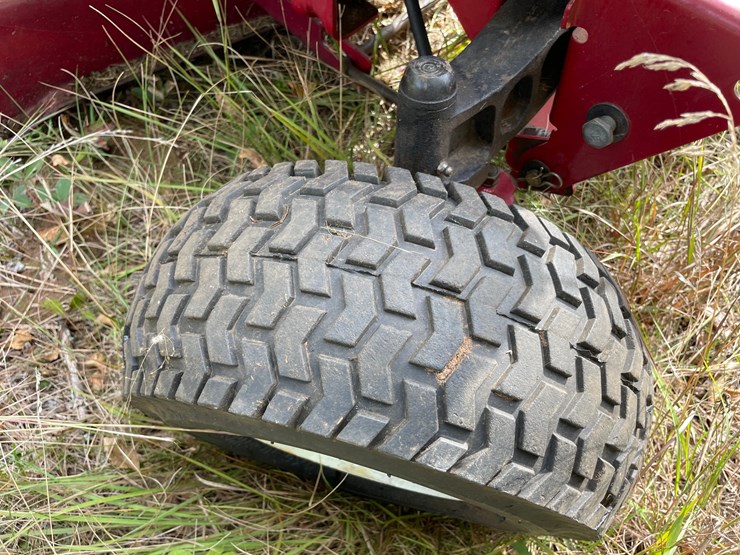 #6225-•-white-outdoors-riding-lawn-mower,-non-runner-image-6