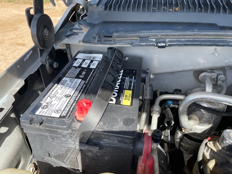 2005-gmc-3500-image-52