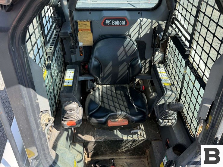 2021-bobcat-t66-image-44