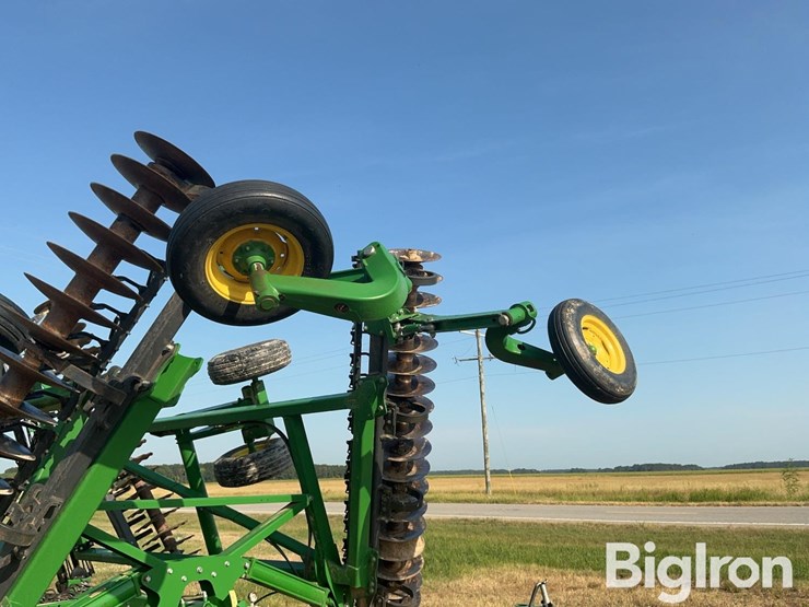 2022-john-deere-2633-image-17