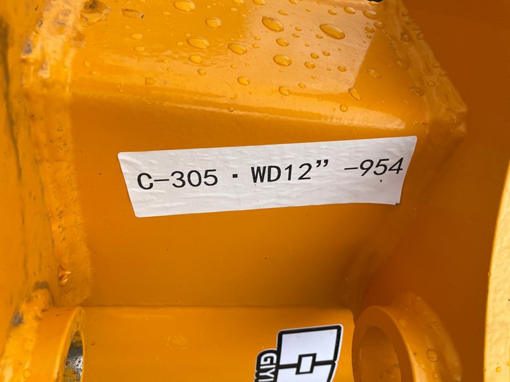 caterpillar-305-image-10
