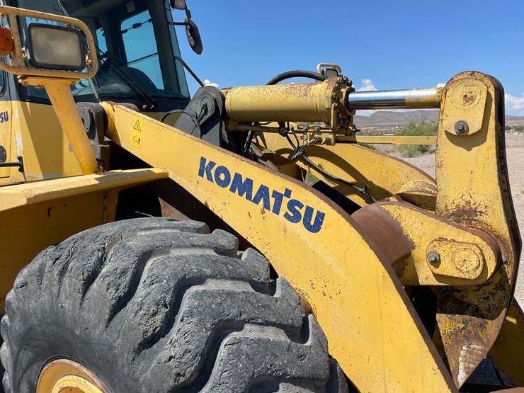 2005-komatsu-wa380-image-28