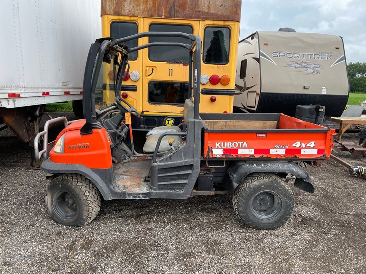 kubota-rtv900-image-2