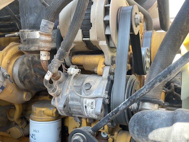 #1851-•-2000-sterling-7500-water-tank-truck-(has-nm-title)-image-59