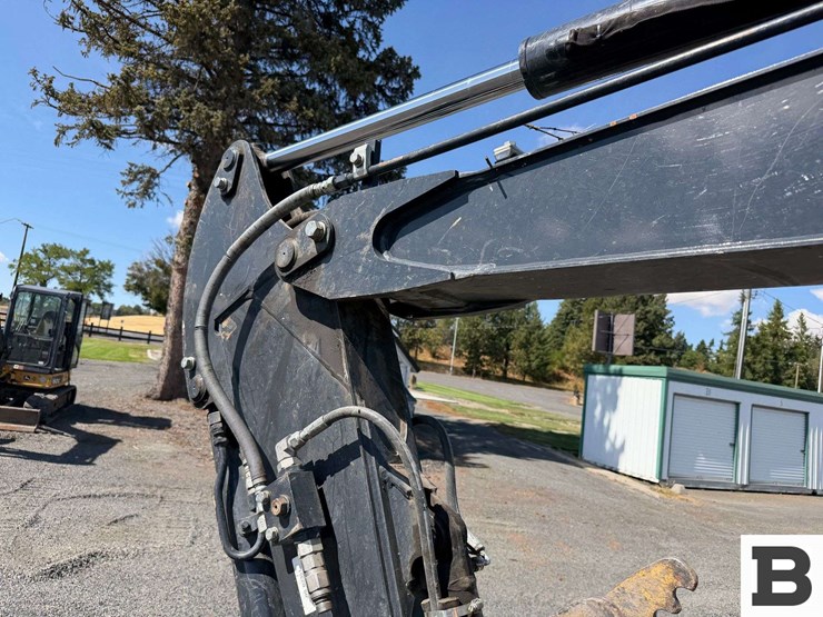2012-deere-50g-image-14