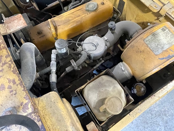 #133-•-cat-pneumatic-forklift-(shawano,-wi)-image-53