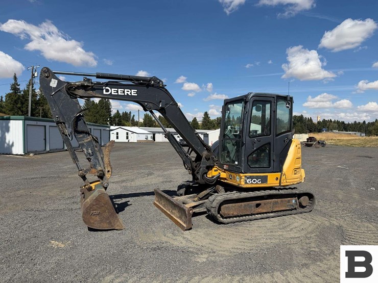 2016-deere-60g-image-2