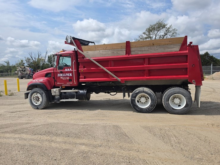 #25406-•-2003-mack-cv713-granite-truck-image-6