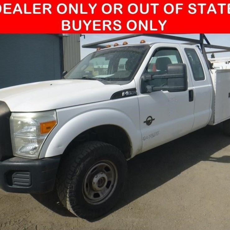 2011 FORD F350