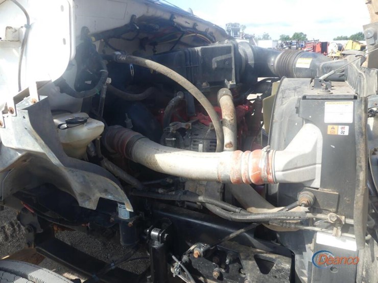 2015-ford-f750-image-8