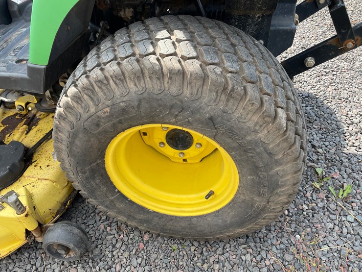 2010-john-deere-2305-image-17