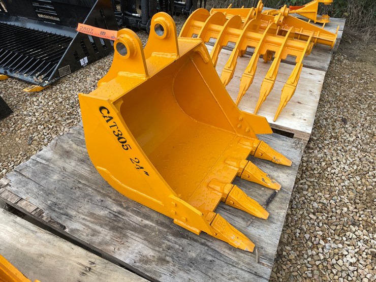 caterpillar-305-image-3