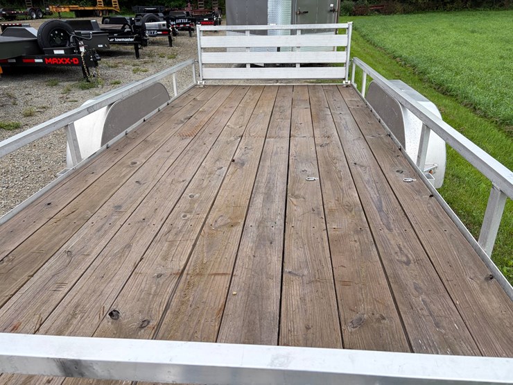 #718-•-2023-h&h-aluminum-utility-tandem-axle-trailer-(has-wi-title)(helenville,-wi)-image-10
