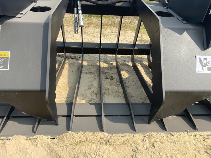#2516-•-greatbear-skid-steer-hydraulic-rock-grapple-attachment-image-10