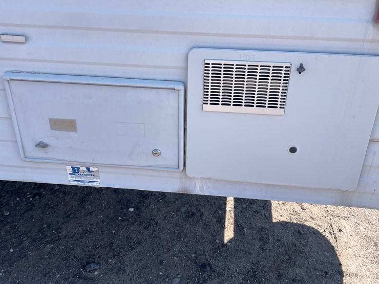 #1858-•-1994-fleetwood-travel-trailer-(has-nm-title)-image-65