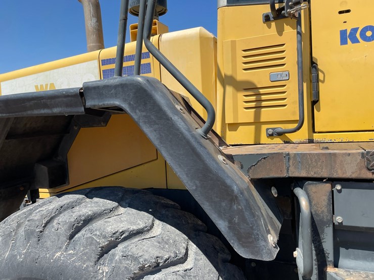 2005-komatsu-wa380-image-35