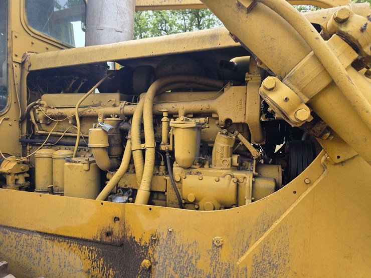 caterpillar-d8h-image-10