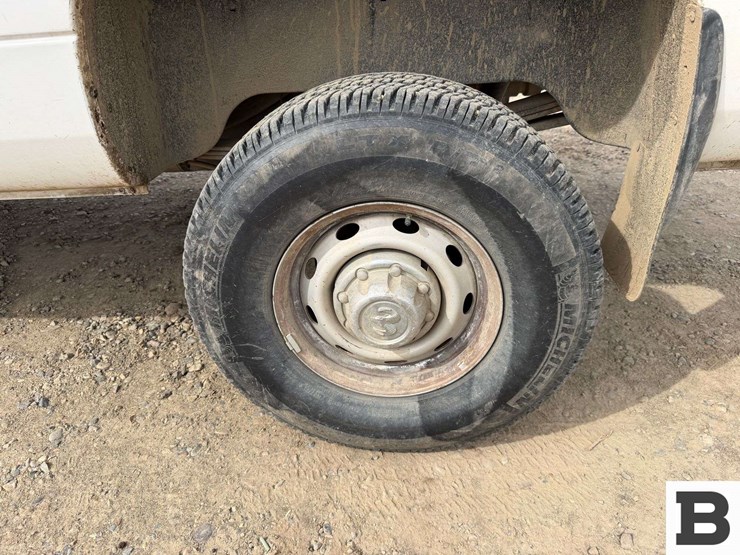 2001-dodge-ram-2500-image-12