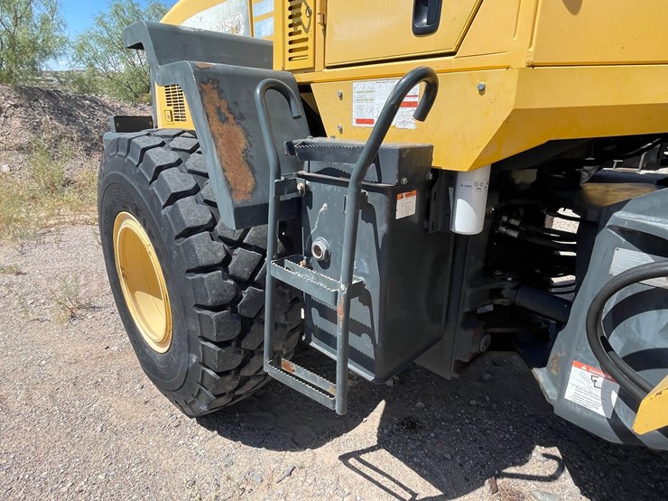 2006-komatsu-wa250-image-32