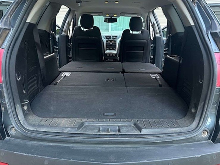 2011-chevrolet-traverse-image-18