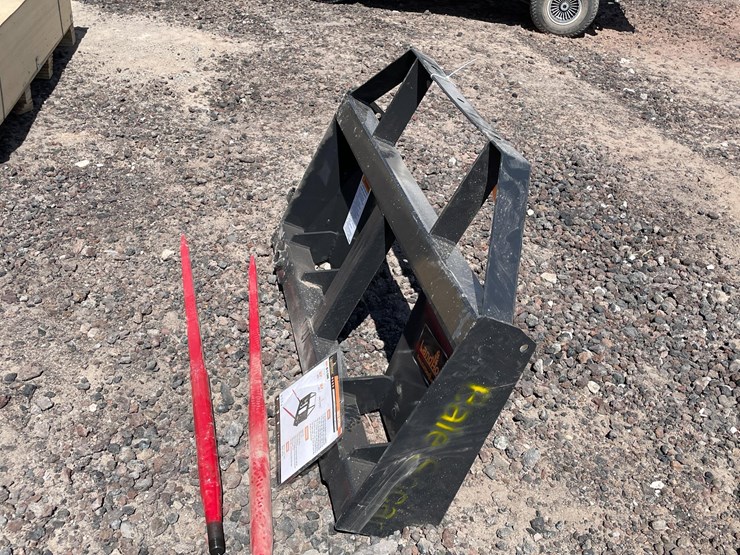 #2426-•-unused-2026-landhonor-skid-steer-bale-spear-image-3