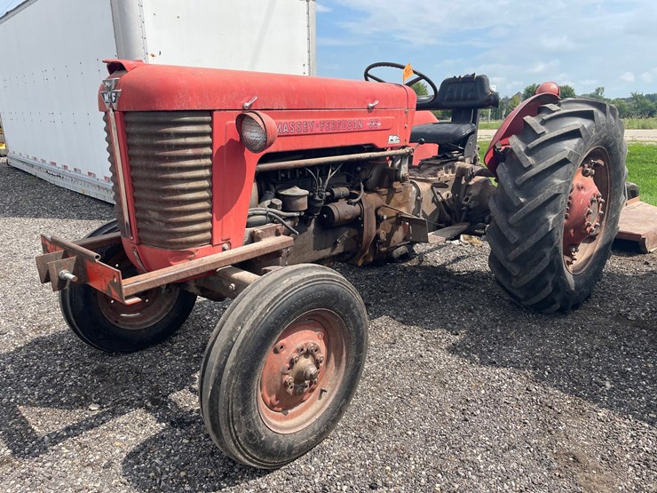 massey-ferguson-65-image-1