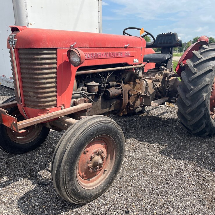 MASSEY-FERGUSON 65