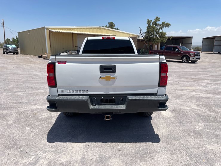#1864-•-2018-chevy-work-truck-(has-nm-title)-image-6