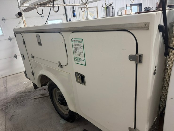 1999-gmc-3500-image-6