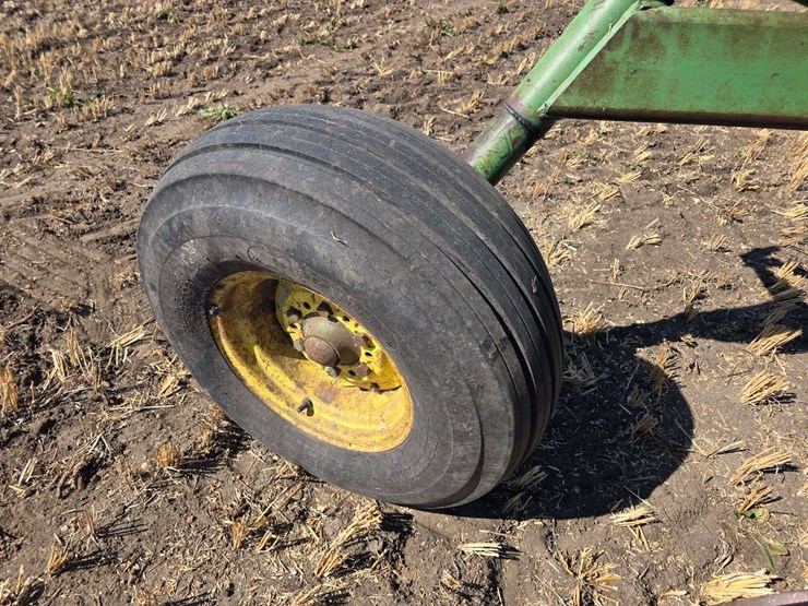 john-deere-2800-image-9