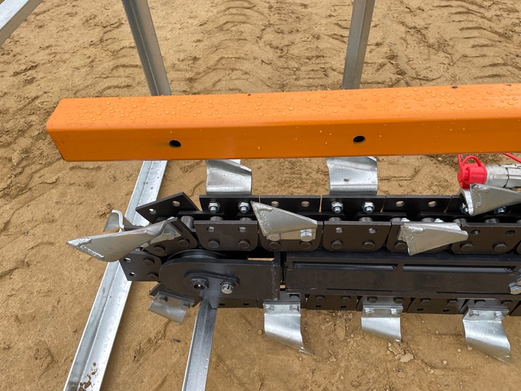 #2541-•-new-wolverine-skid-steer-trencher-image-9