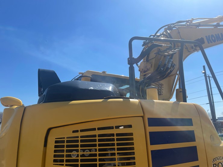 2019-komatsu-pc138us-image-15