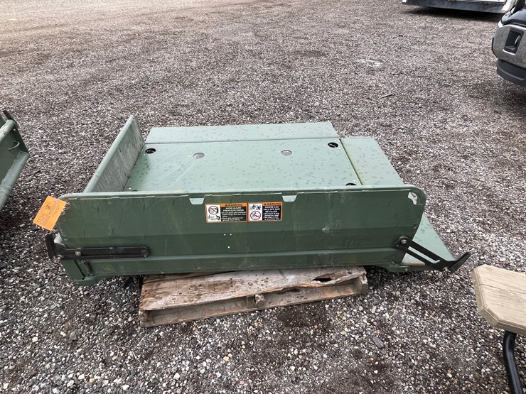 john-deere-gator-image-5