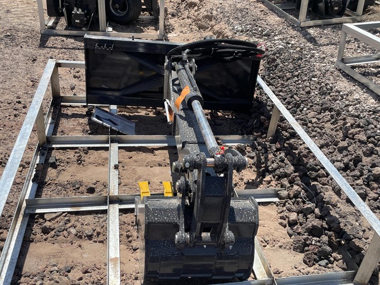 #2431-•-unused-2026-landhonor-big-arm-backhoe-for-skid-steer-attachment-image-13