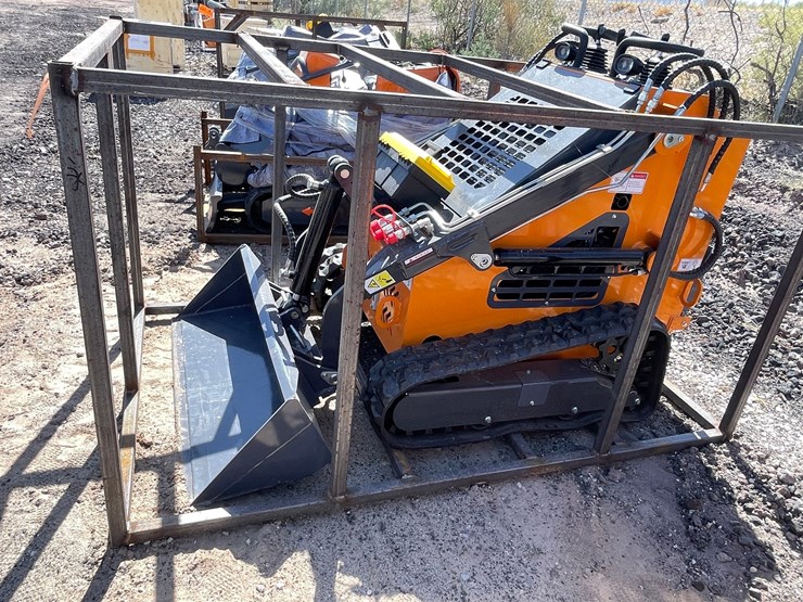 #2068-•-unused-2026-landhonor-mini-skid-steer-loader-image-2