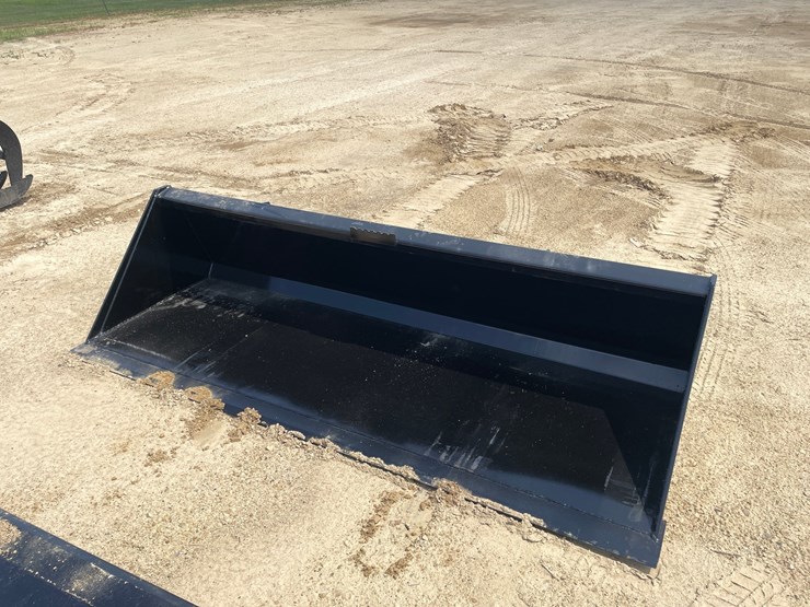 #2249-•-new-swict-84"-skid-steer-bucket-image-1