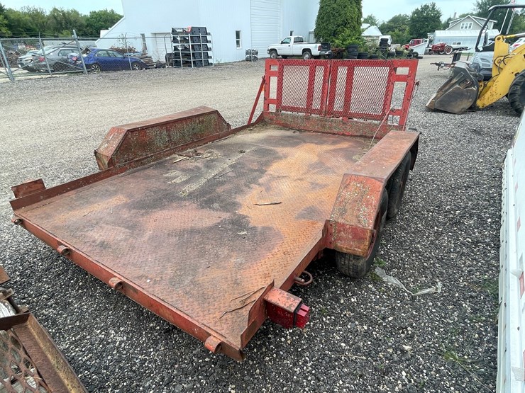 #2995-•-10'-8"-tandem-axle-utility-trailer-(no-title)-image-5