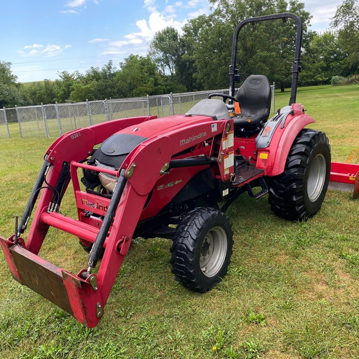 MAHINDRA 1538 HST