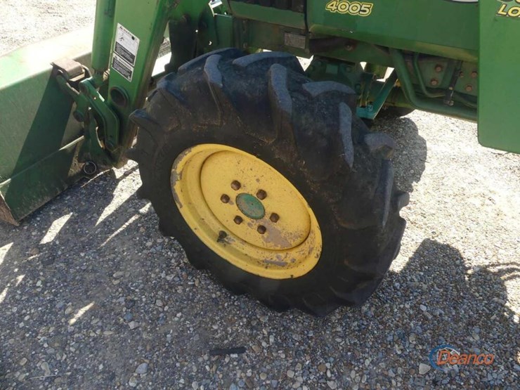 john-deere-4005-image-7