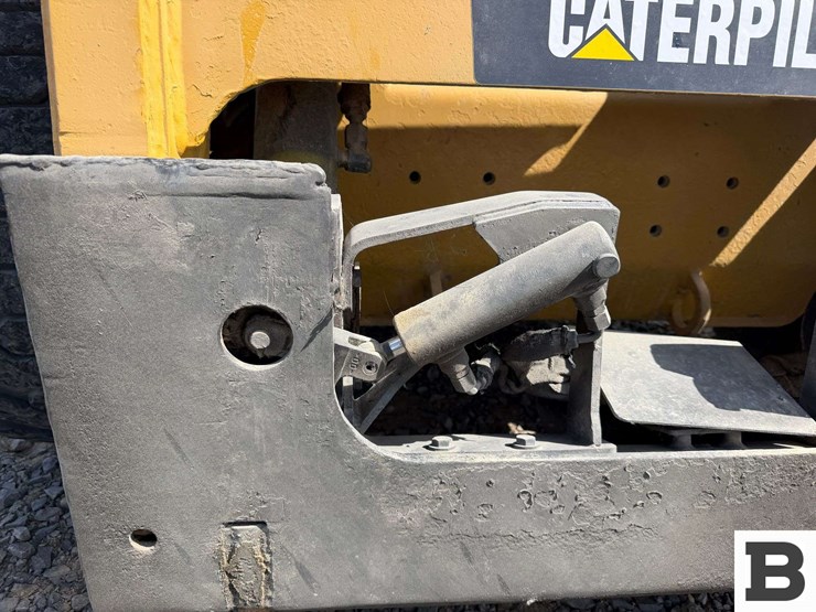 caterpillar-272c-image-9