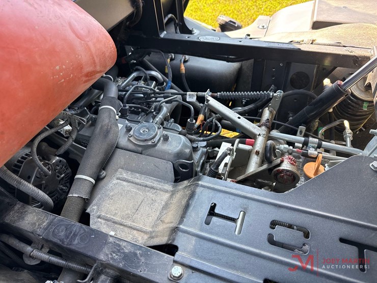 2024-kubota-rtv-x1100c-image-13