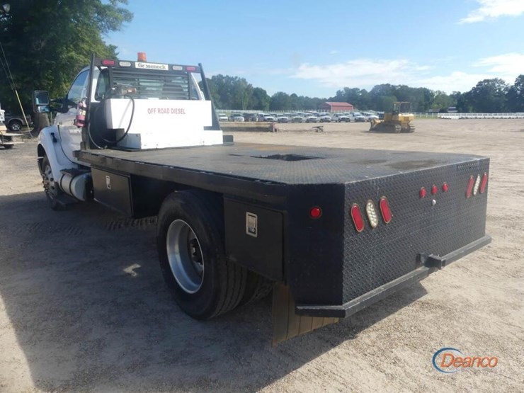 2015-ford-f750-image-3