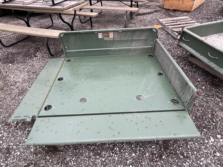 john-deere-gator-image-2