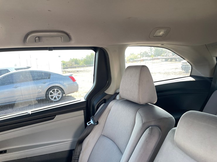 2018-honda-odyssey-image-70