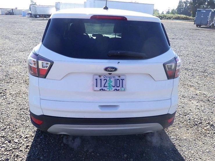 2017-ford-escape-image-4