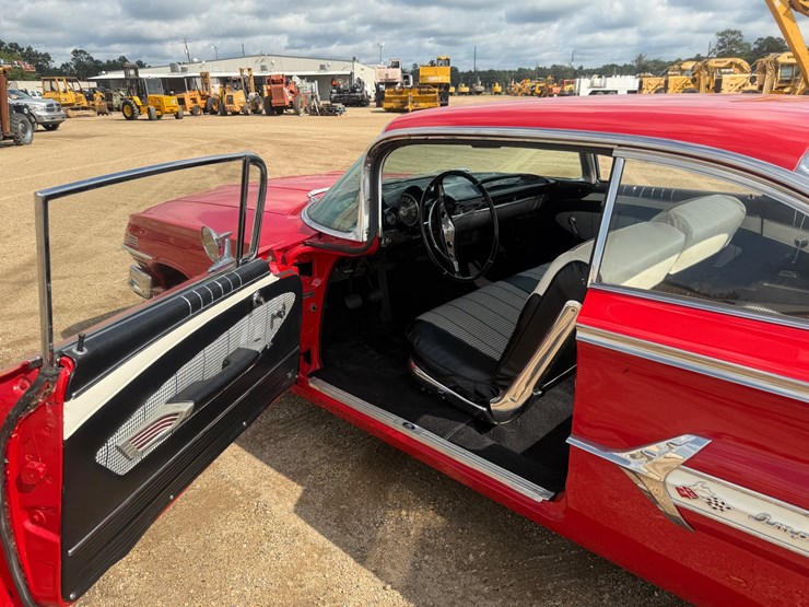 #128-•-1960-chevrolet-impala-2-door-hardtop-–-348-v8-image-66