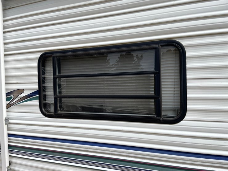 #320-•-2000-salem-smt-27bh-salem-camper-(has-wi-title)-image-24