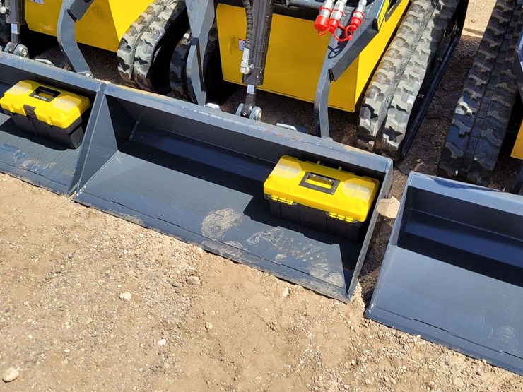2026-zjz-380-mini-skid-steer-loader-skid-steer-image-2