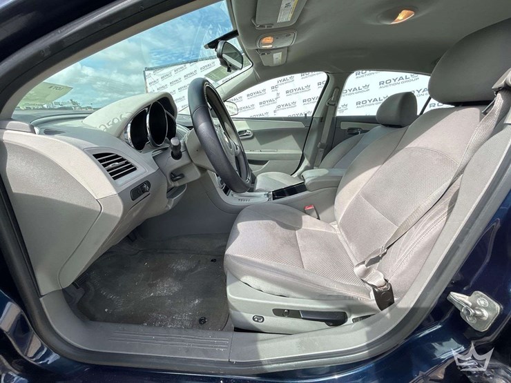 2014-chevrolet-equinox-image-12