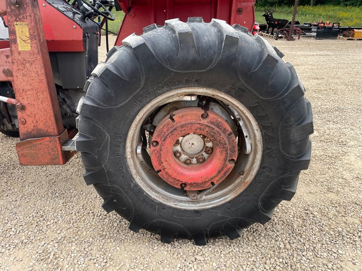 massey-ferguson-265-image-82